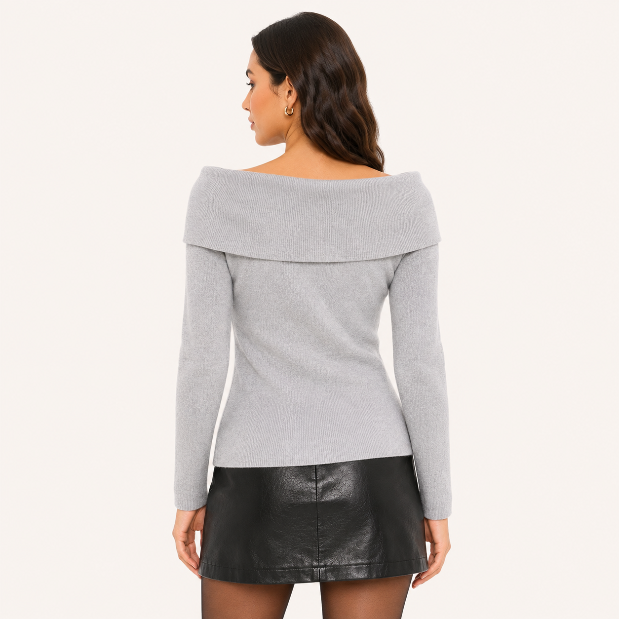 Sweater Gris Cuello Bardot con Rosa