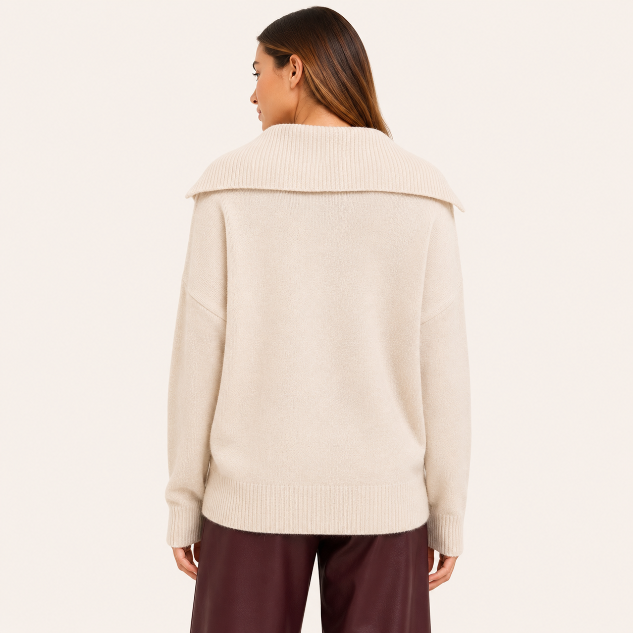 Sweater Botones Cuello V Beige