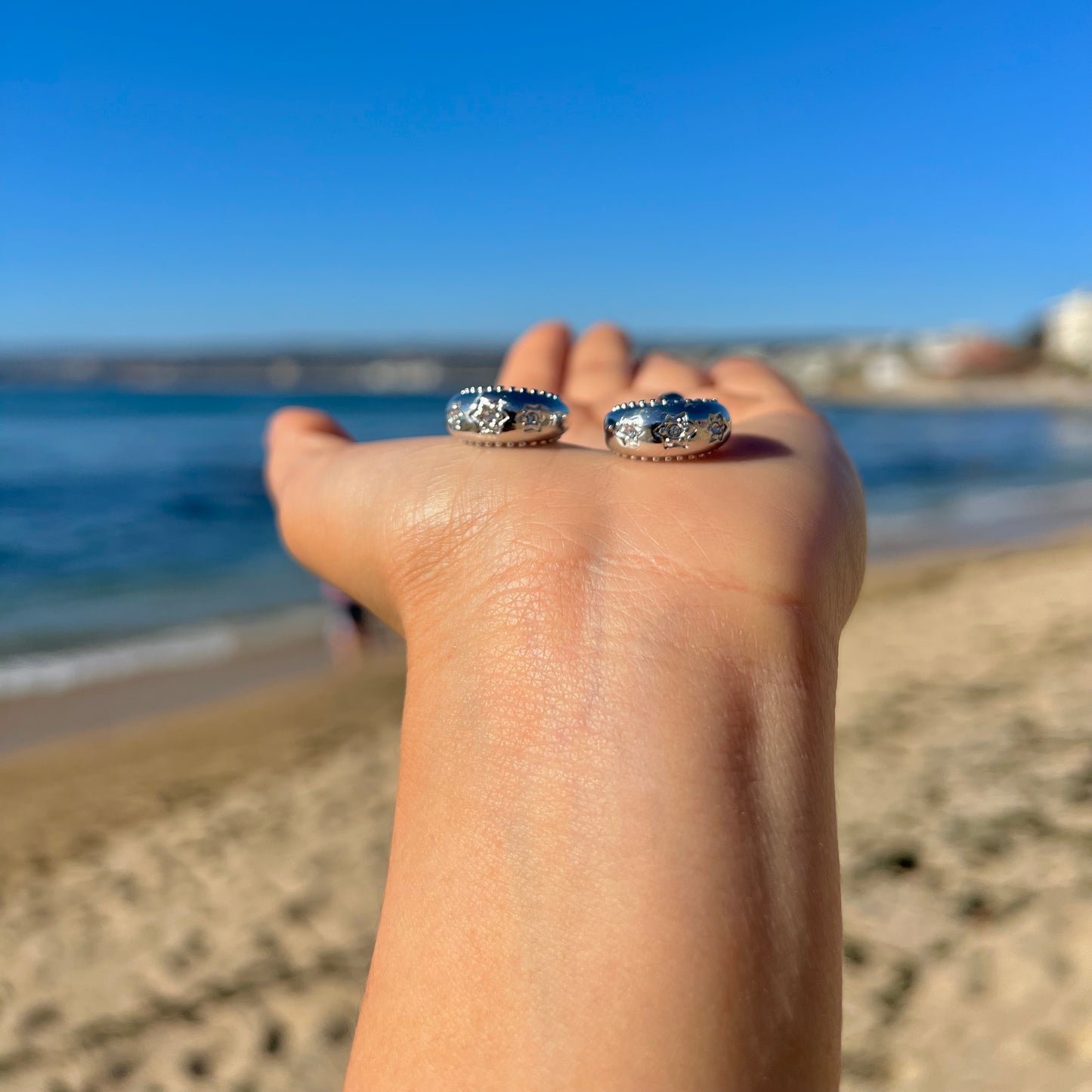 Argollas Puntos Brillantes Silver