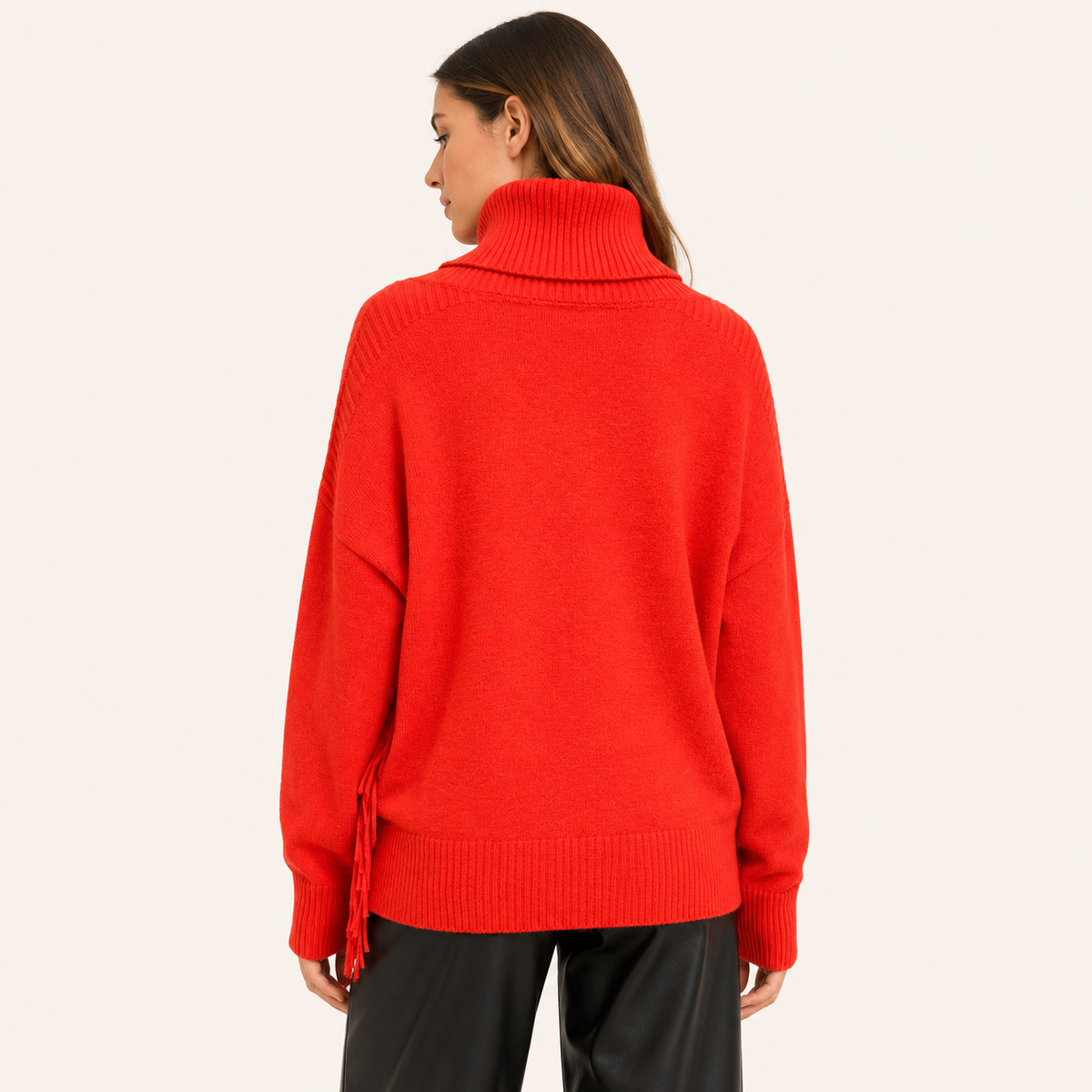 Cuello Alto con Flecos Naranja