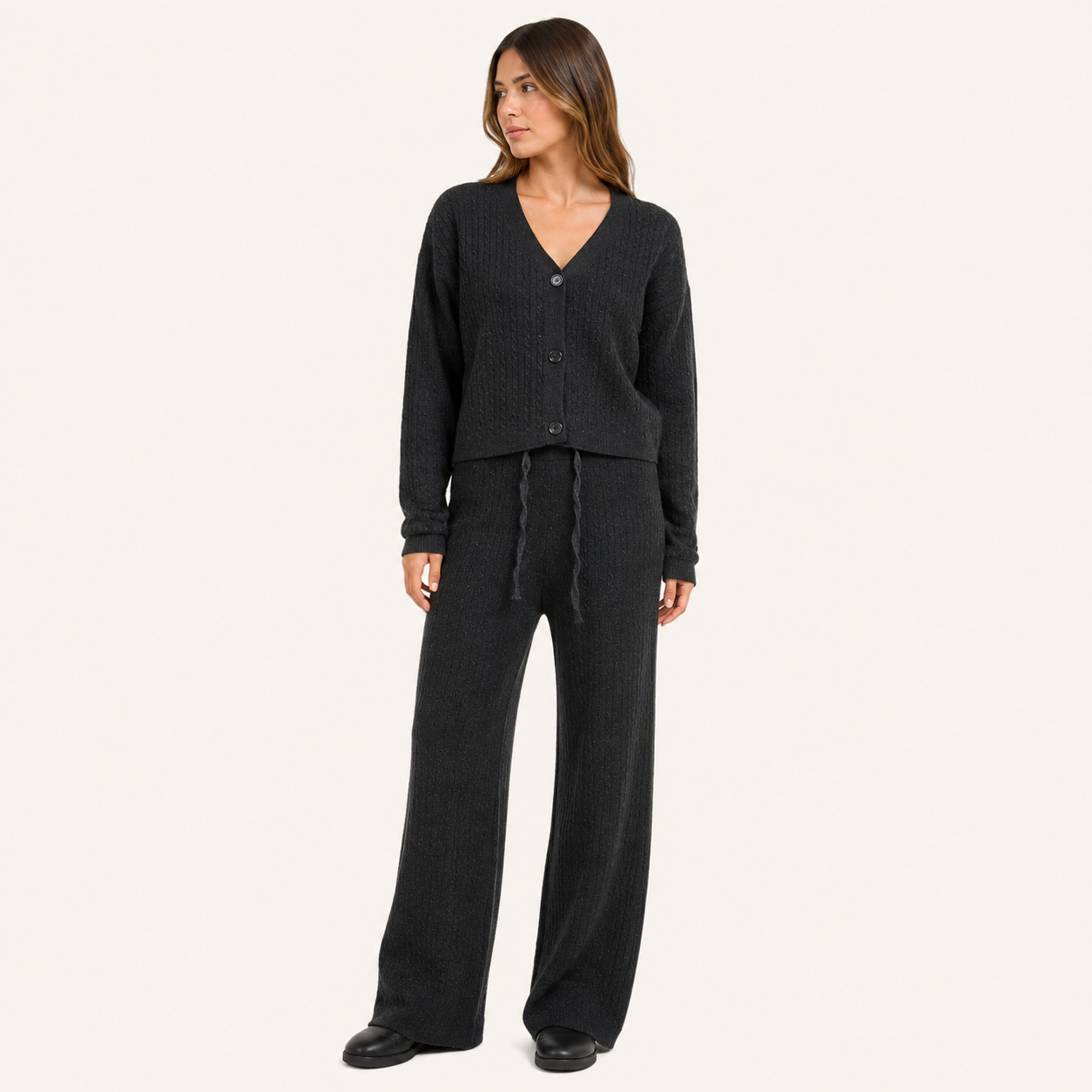 Conjunto Cardigan y Pantalón Forrado Negro